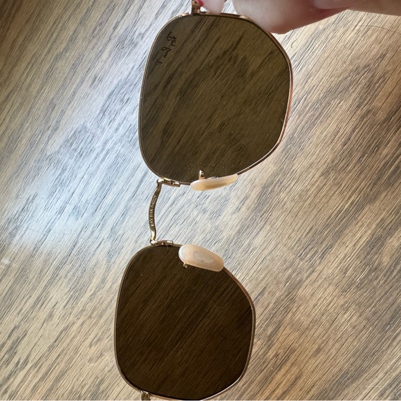 Ray Ban Hexagonal Flat Polarized Gold - Picture 7 of 7